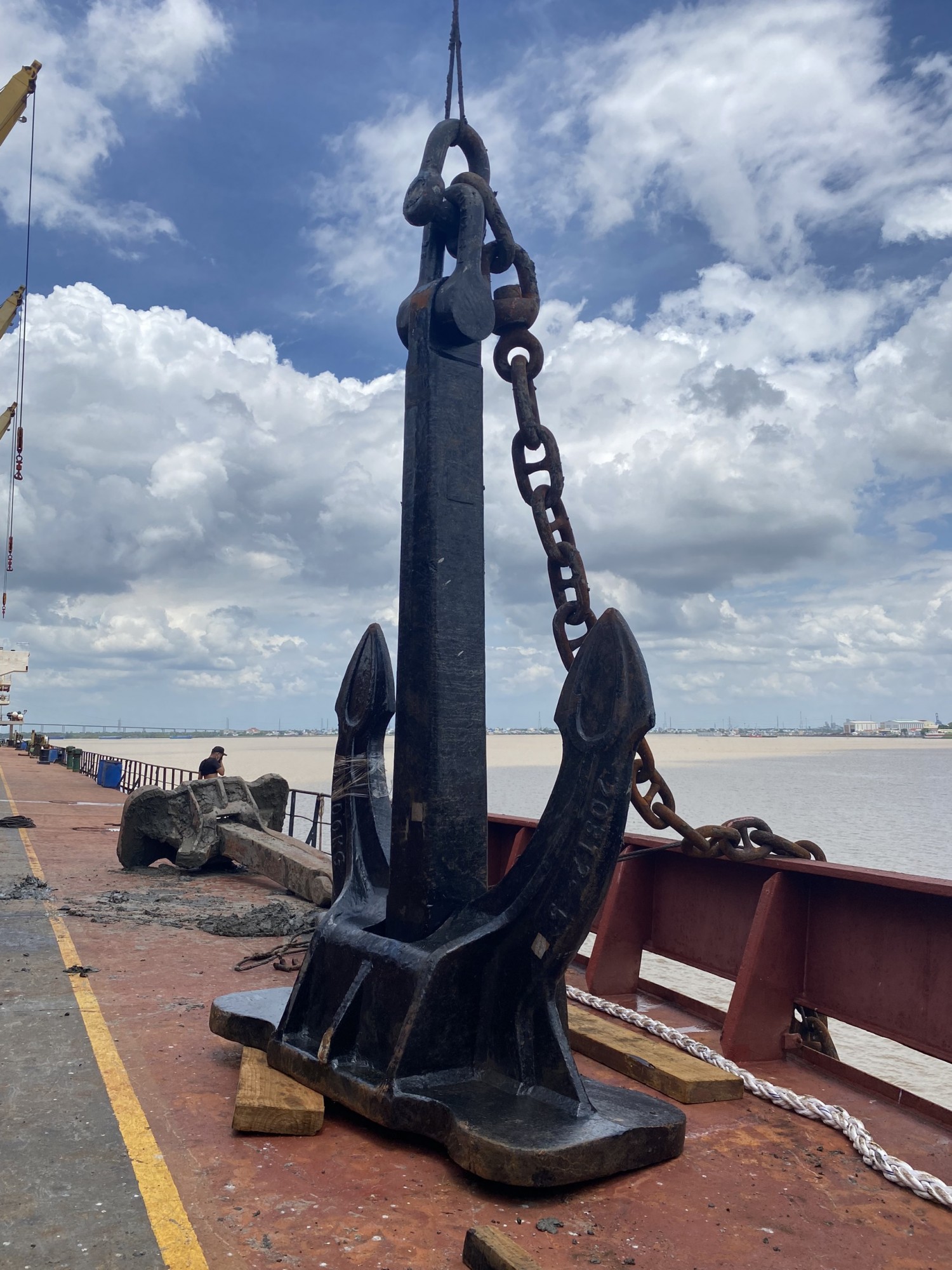 Supply and install new port side anchor for vessel at HCM port